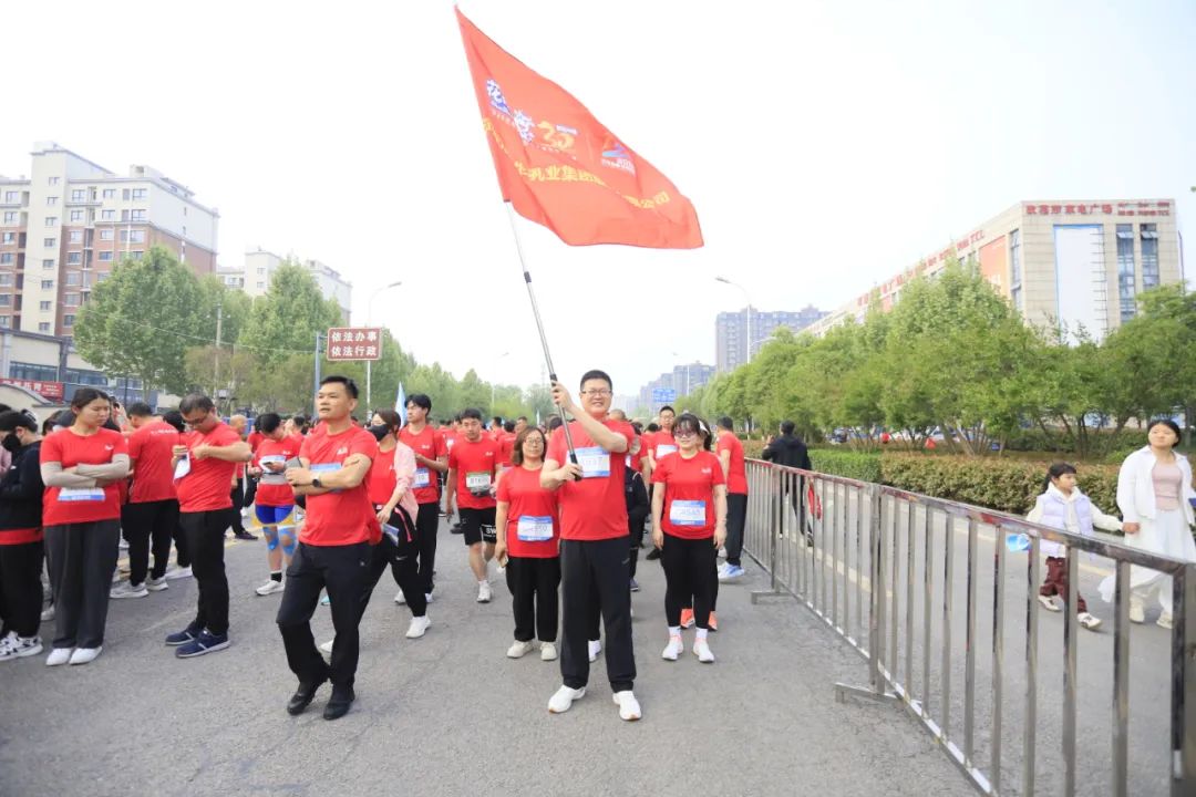 砥礪初心使命，汲取奮進(jìn)力量丨花花牛乳業(yè)集團(tuán)黨委組織開(kāi)展學(xué)習(xí)“焦裕祿精神”主題黨日活動(dòng)