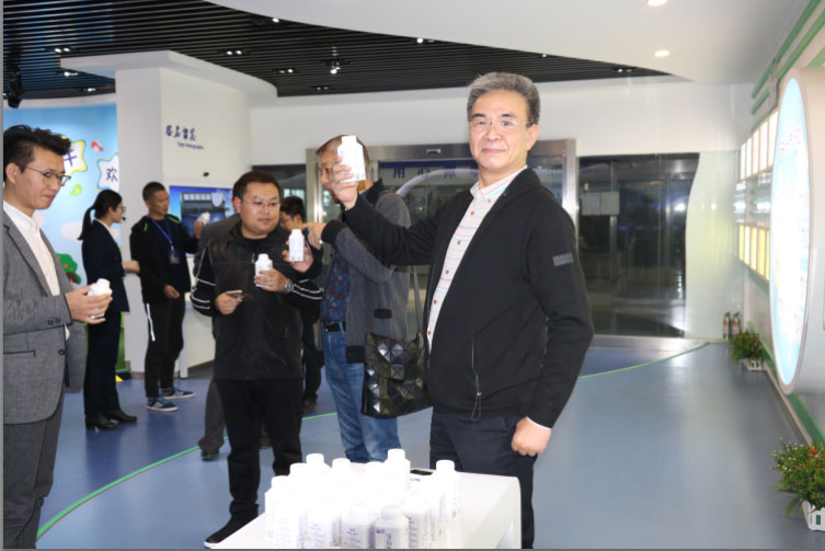 商界領(lǐng)袖俱樂部精英參訪花花牛！